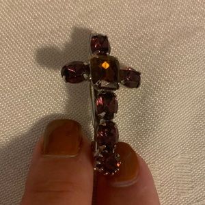 Tarina Tarantino hair clip